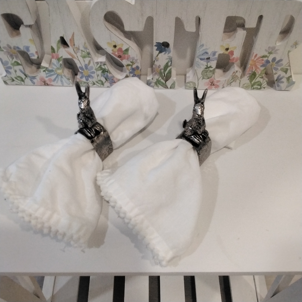 New! Two Metal Rabbit Napkin Rings - Picture 7 of 7